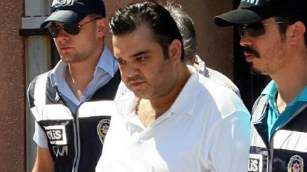 Cipi çalan hırsız, sahibini öğrenince bırakıp kaçtı