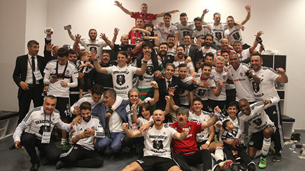 Beşiktaştan dev şampiyonluk kutlaması