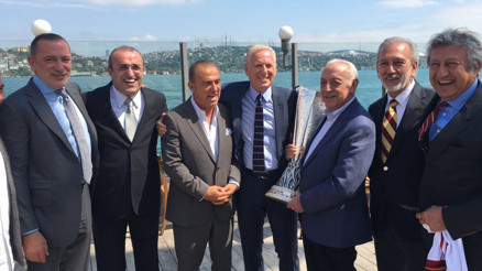 Galatasarayda UEFA Kupası yemeği