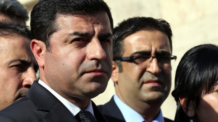 Demirtaş: Ya tutuklama çıkaracaksınız ya yakalama ya da zorla getirilme