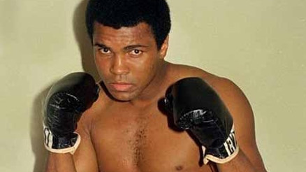 Efsane boksör Muhammed Ali hayatını kaybetti Efsane boksör Muhammed Ali hayatını kaybetti