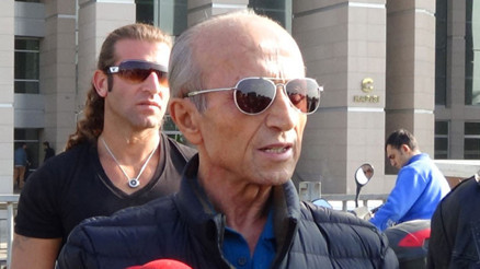 Ünlü İlahiyat Profesörü Yaşar Nuri Öztürk hayatını kaybetti Ölümündeki acı tesadüf...