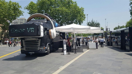 Samsungdan 4 boyutlu sanal gerçeklik sineması