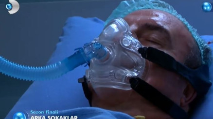 Arka Sokaklar 408. bölüm fragmanında şok Rıza baba ölüyor mu