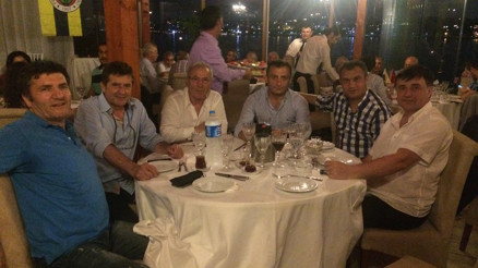 Başkan Aziz Yıldırım efsane futbolcularla iftar açtı