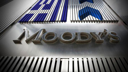 12 İngiliz finans kuruluşuna not darbesi