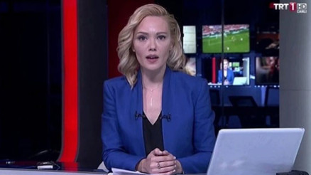 Darbeci yarbay TRTde o gece yaşananları anlattı: Sen okuma, sivil okusun