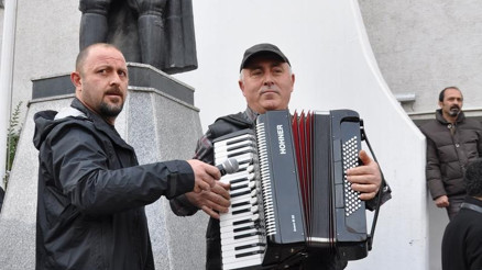 ÇED olumlu raporunun iptaline horonlu kutlama