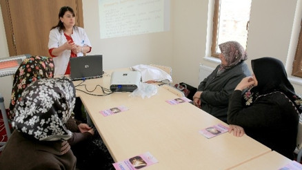 Oyacalı Kadınlara Kanser Eğitimi