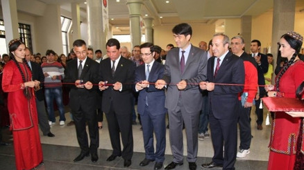 Büyük Selçuklu Mirası Sergisi Türkmenistan’da Açıldı
