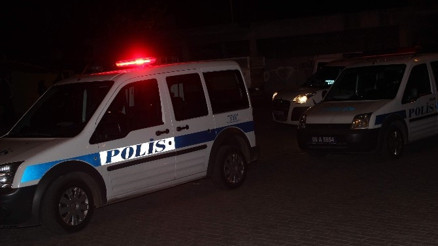 Erkekler Kavga Etti, Yoldan Geçen Bir Kadın Ağır Yaralandı