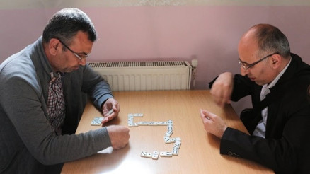 Görme Engelli Vatandaşlar Dominoda Hünerlerini Sergiledi