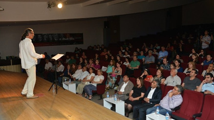 Çiğli,“nazım’la Nazım’ca“ Gecesinde Buluştu