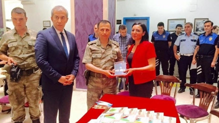 Iğdır İl Emniyetinde ‘Maktul’ İsimli Romanın İmza Günü