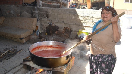 Bilecik’te Salça Kazanları Kaynamaya Başladı