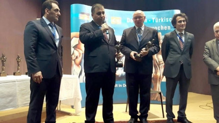 Almanya’dan Başkan Can Ödül