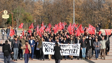 ODTÜ Olaylarına OMÜ’lü Öğrencilerden Protesto