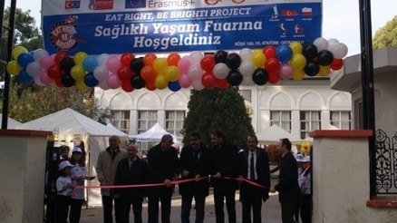Köşk 100. Yıl Ortaokulu’na Ayto Desteği