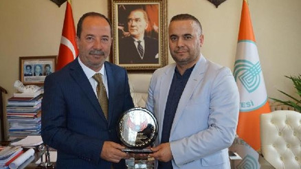 Balkan Wushu Federasyonu’ndan Gürkan’a teşekkür ziyareti
