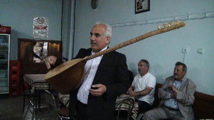 Karsta Aşıklar Kıraathanesi yeniden canlandı