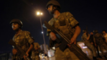 15 Temmuz gecesi polis darbeci albayı böyle durdurdu