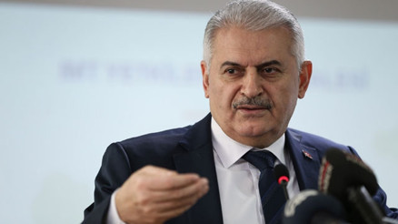 Eski-yeni bakanları topluyor, sadece onları çağırmadı Eski-yeni bakanları topluyor, sadece onları çağırmadı