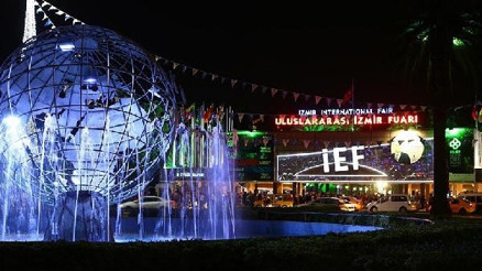 Fuar gençleşip, herkesi kucakladı