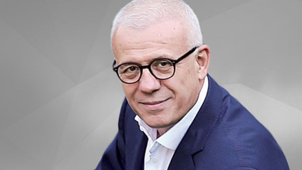 Mükremin Abim, Fahriye Ablam ellerinizden öper