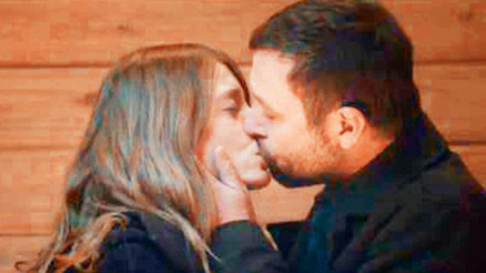 Serenay Sarıkaya ile Nejat İşler dudak dudağa