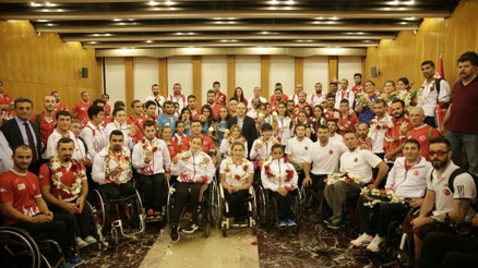 Paralimpik Oyunlarında tarihi başarı
