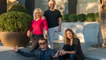 Her yemek yiyen her buluşan aşık mı