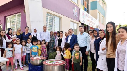 Miniklere aşure dersi