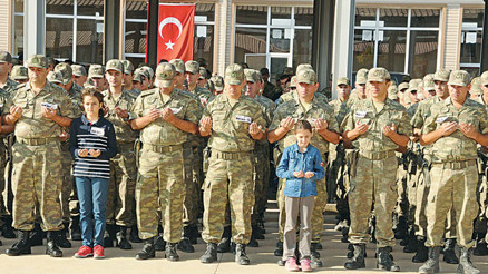 4 şehide veda