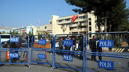 Demirtaş: Bedeli ne olursa olsun geri adım atmayacağız