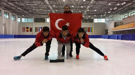 Palandökendin Millileri Kanadaya hazırlanıyor