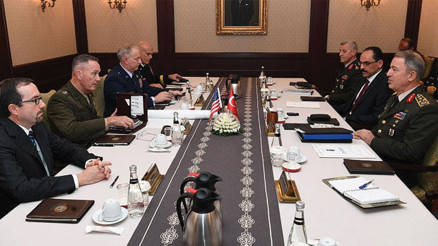 Akar ile Dunford Suriye ve Irakı görüştü