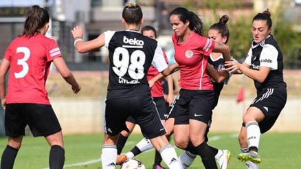 Dişi Ronaldinho, Beşiktaşı yıktı Dişi Ronaldinho, Beşiktaşı yıktı