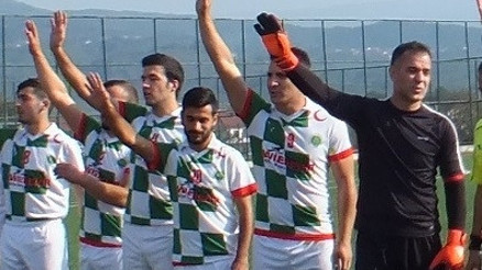 47 yaşındaki kaleci 11 penaltı kurtarıp rekor kırdı