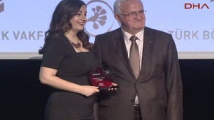 Türk Böbrek Vakfından Doğan Grubuna dört ödül