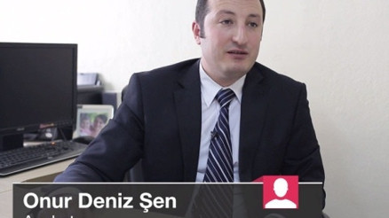 İşe iade davasını kazanan işçinin tekrar işe başlaması şart mı