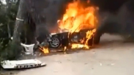 Rallide feci kaza Yanarak öldü