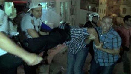 KENDİSİNİ DÖVEN POLİSLERDEN ŞİKAYETÇİ