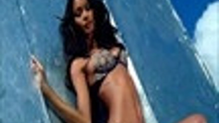 VICTORIA SECRETIN SADECE İNTERNETTE YAYINLANAN REKLAMI