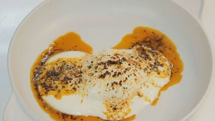 Çılbır ve Eggs Benedict