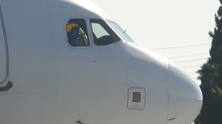 Son dakika: Kaçırılan Libya uçağında yolcular serbest bırakıldı, saldırganlar teslim oldu