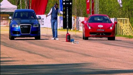 Ferrari 458 Italia Audi RS6’ya Karşı