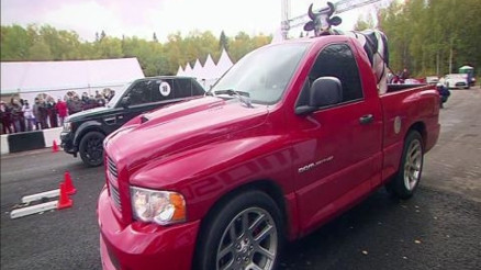 Dodge RAM SRT-10 Range Rover Sport’a Karşı