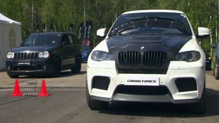 BMW X6M Jeep SRT-8’e Karşı
