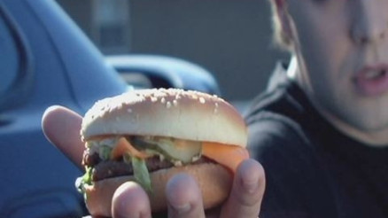 Alacakaranlıkta Vampirler Cheeseburger Yerse...