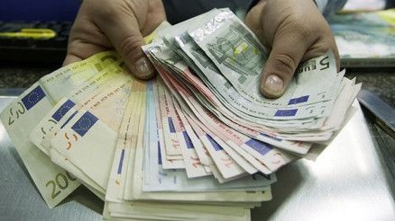 Euro fiyatı 4.00 TL, Dolar fiyatı 3.78 ile rekor kırdı